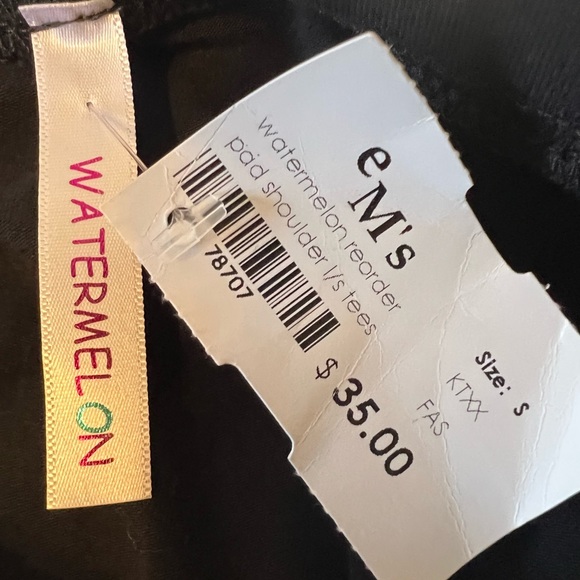 Nwt top - Picture 3 of 8